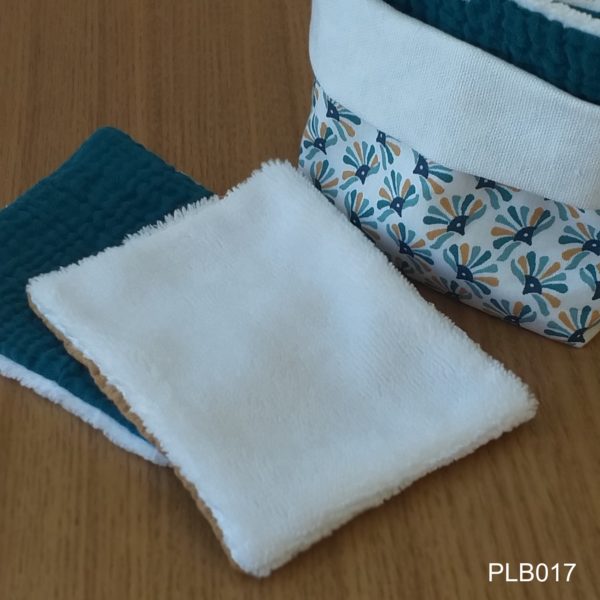 Panier et lingettes bébé