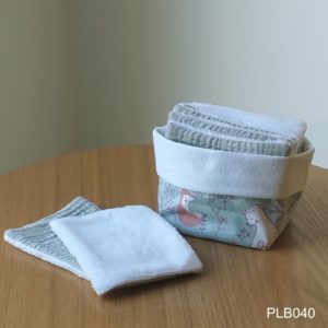 Panier et lingettes bébé